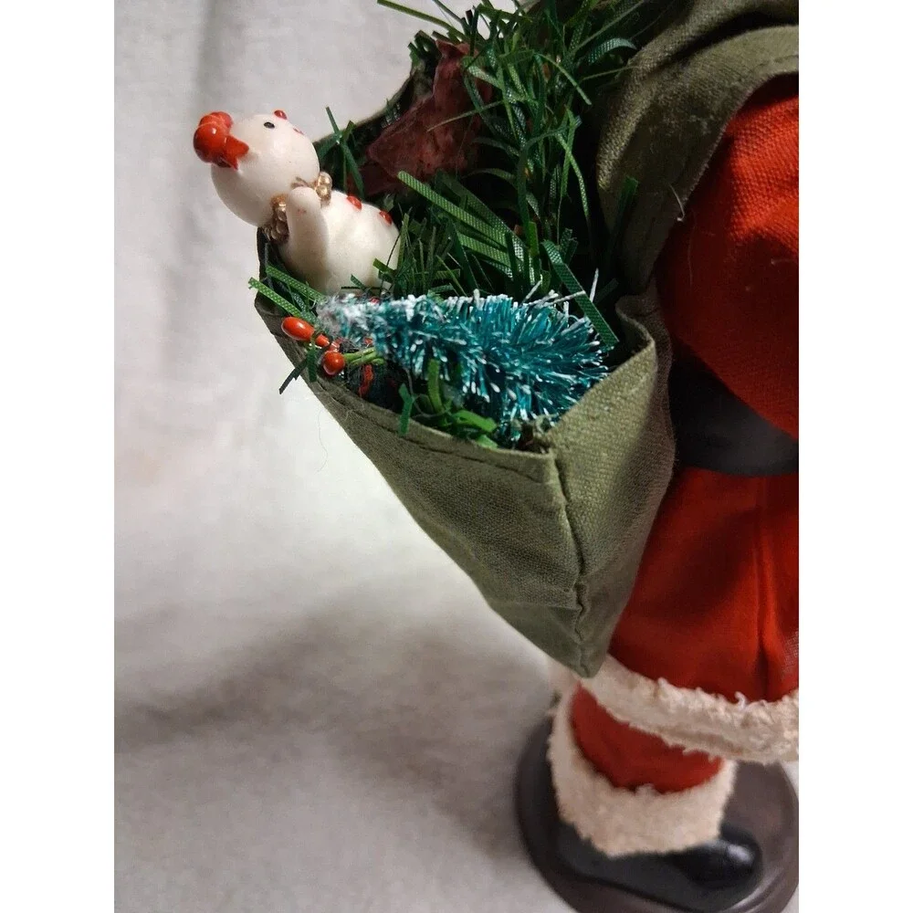 Vintage Santa Claus Figurine Holiday / Christmas Decor